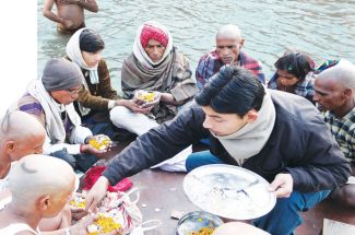 अंधविश्वास का महाकुंभ : सच की जगह वहम की खबरें